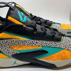 Air Jordan Luka 2 "The Pitch" “Safari” color Men’s size 12 Authenticity guarant